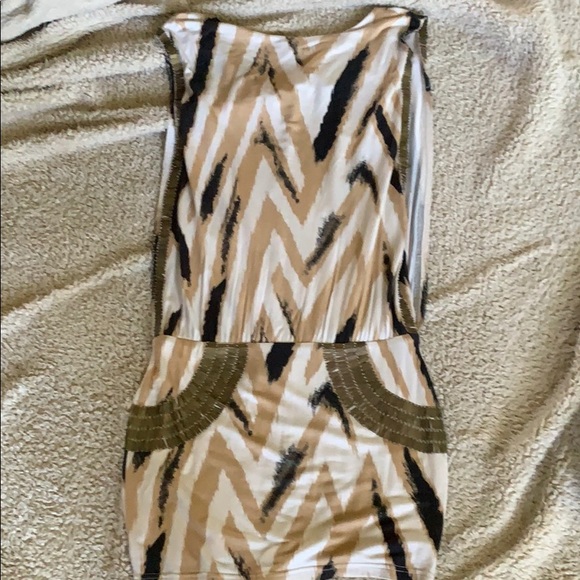 Dress - Picture 2 of 2